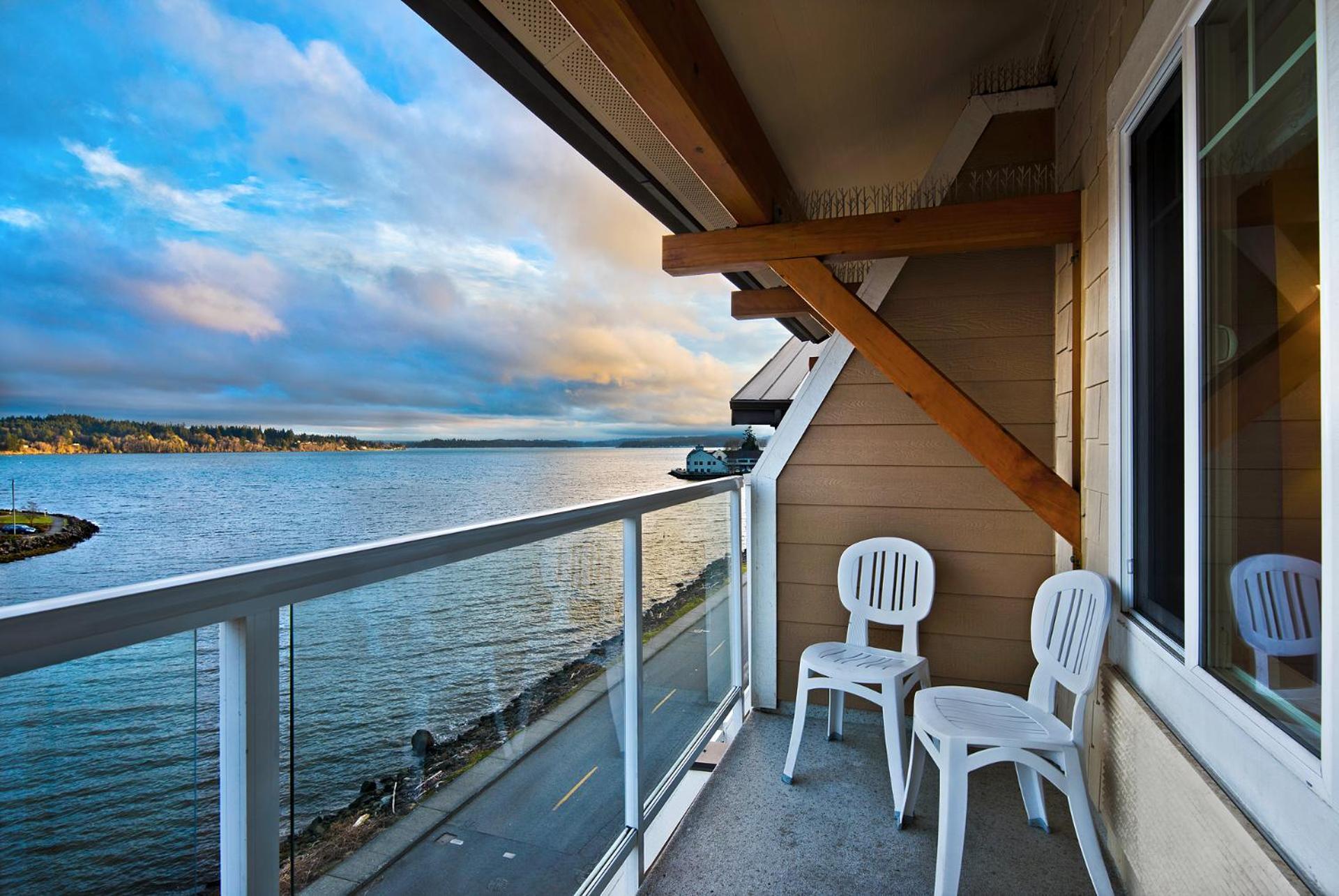 Oxford Suites Silverdale Exterior foto