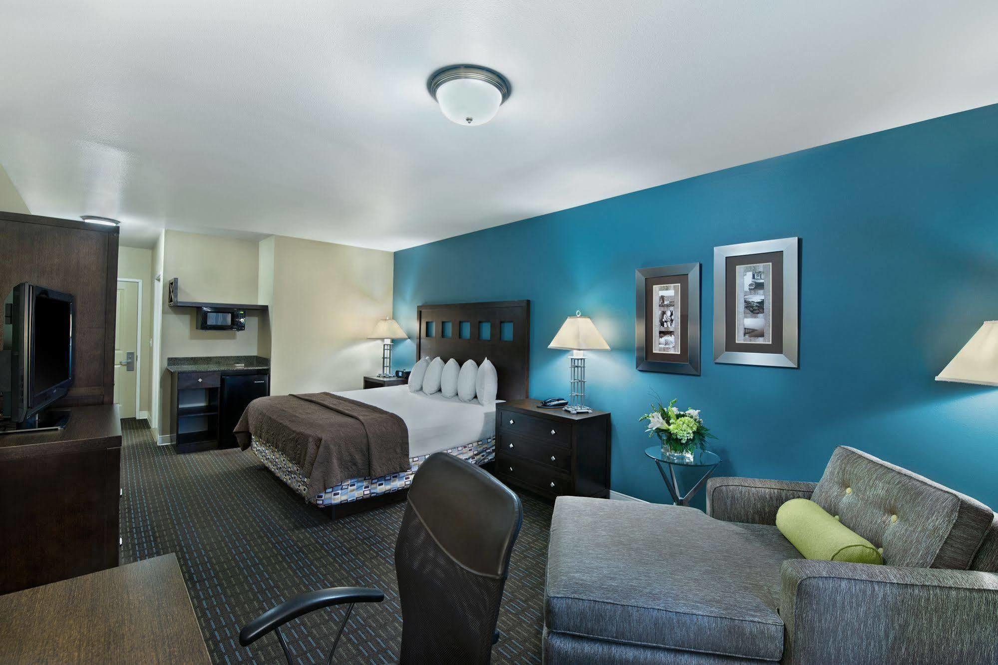 Oxford Suites Silverdale Exterior foto