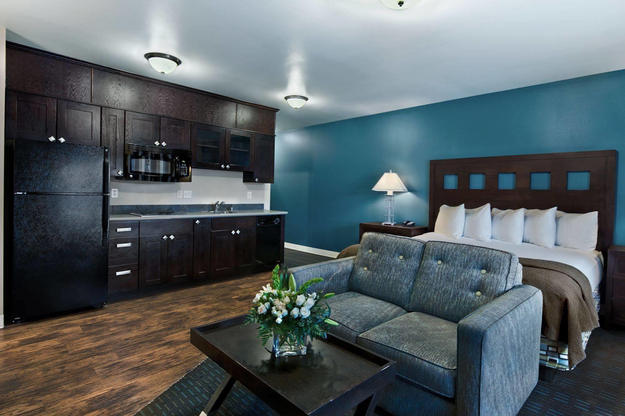 Oxford Suites Silverdale Exterior foto